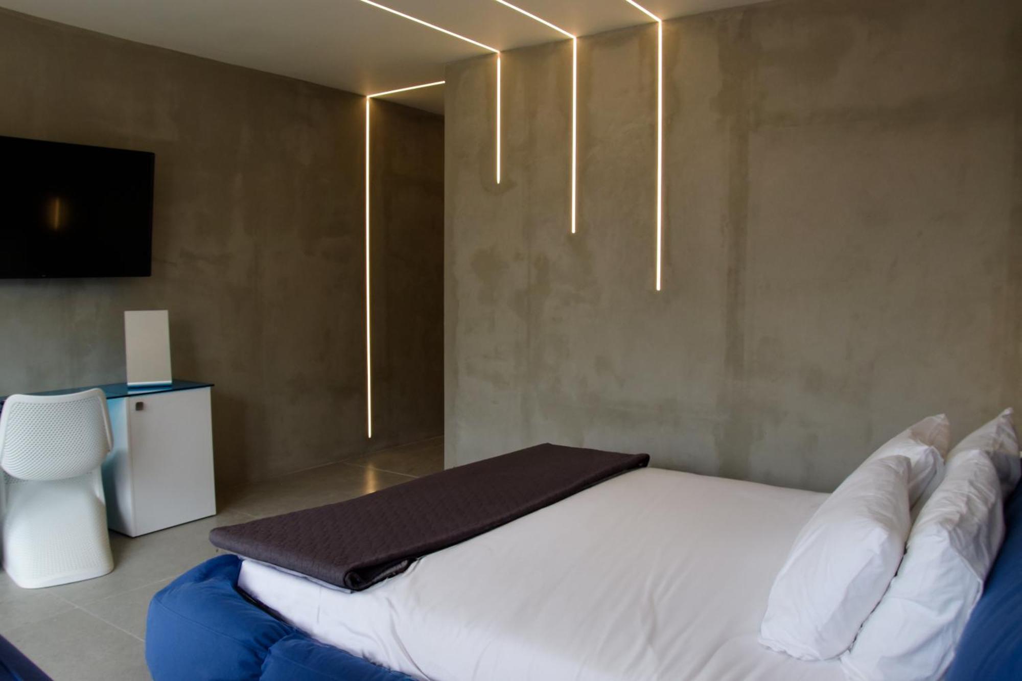 99 Adrianou Apartments 아테네 외부 사진