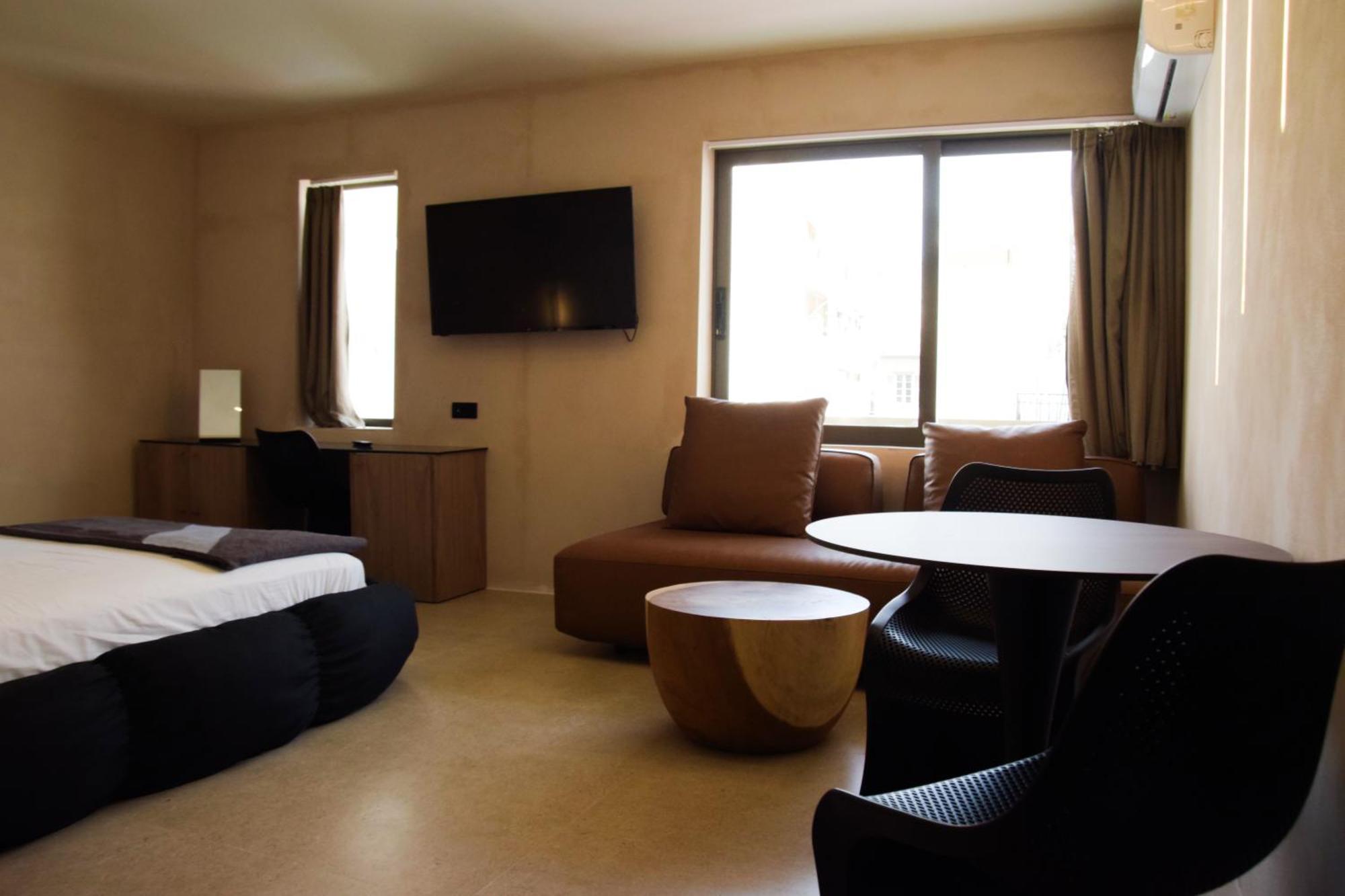 99 Adrianou Apartments 아테네 외부 사진